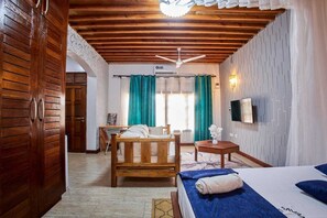 1 slaapkamer, een bureau, een strijkplank/strijkijzer, gratis wifi