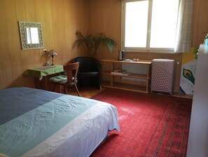 2 室のベッドルーム、WiFi、ベッドシーツ