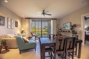 Interior - Pacifico L813 • 1 BR Condo • Resort Pools & Beach Club Access, Playas del Coco (Playas del Coco)