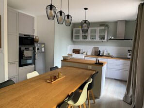 Private kitchen - La Maison des Cocottes (La Barre-de-Semilly)