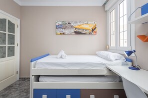 2 camere, ferro/asse da stiro, Wi-Fi gratuito, lenzuola