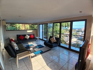 House | Living area | TV