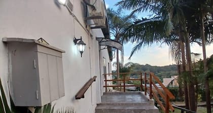 Cozy Margate Retreat Family Home With 2 Bedrooms