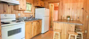 Cabin_Tucked inside the Pine trees_Cabin 11