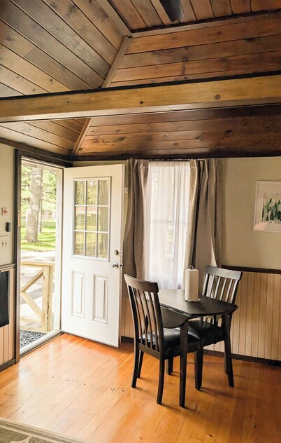 Cabin_Newly Renovated_Cabin 21