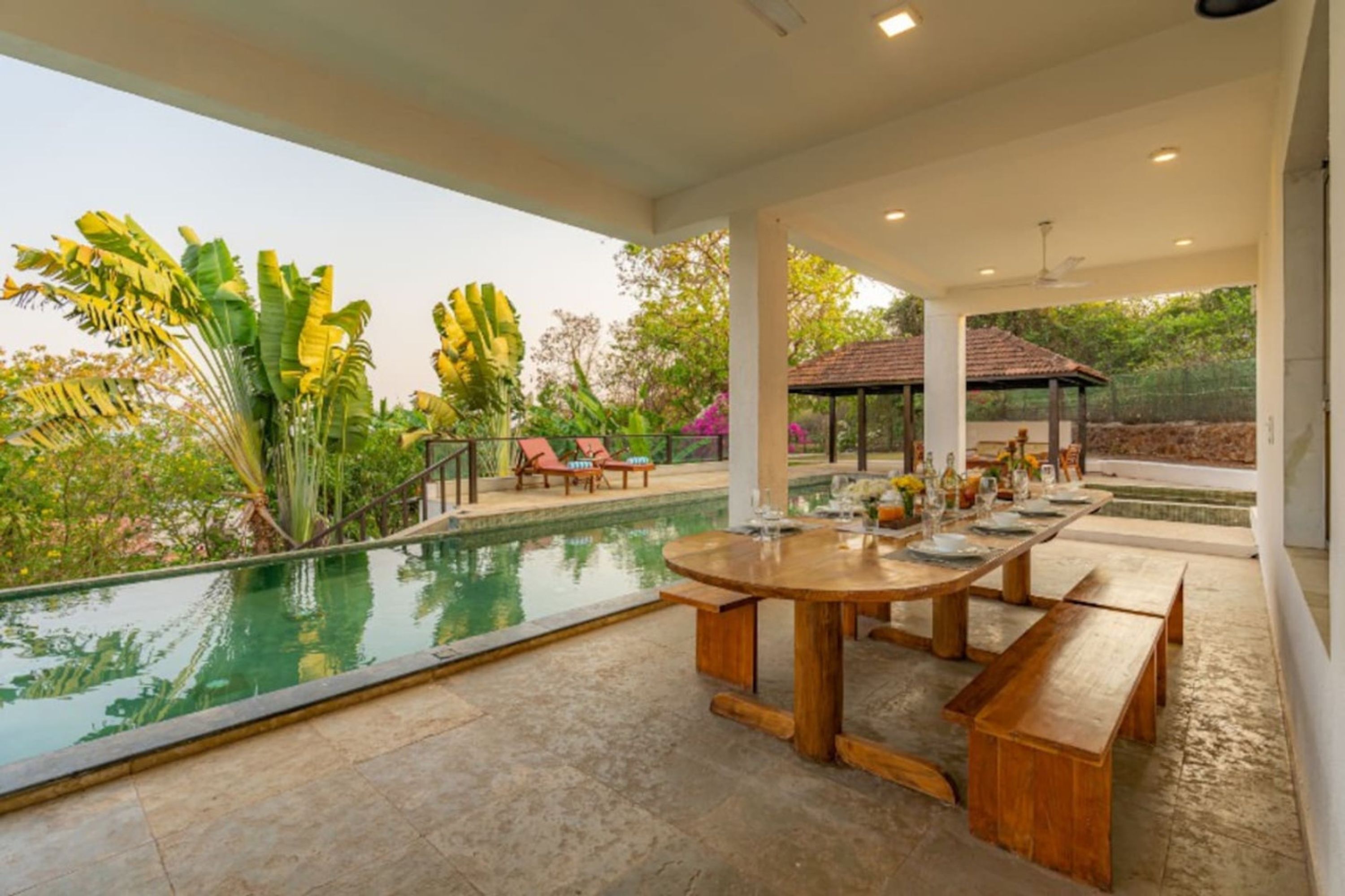 บ้านพัก | 5 ห้องนอน