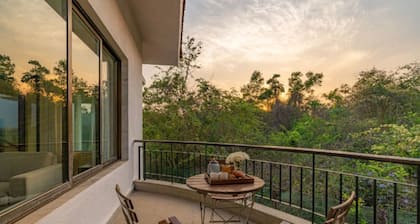 Cliffhouse by Hireavilla -5br w Pvt Pool in Saipem