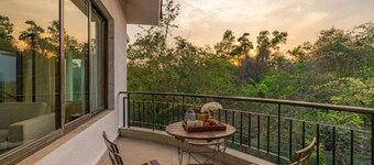 Cliffhouse by Hireavilla -5br w Pvt Pool in Saipem