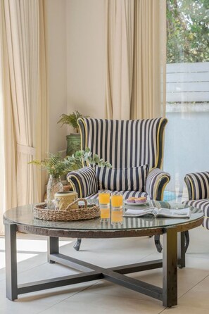 House | 4 bedrooms - Amani by Hireavilla - 4BR w Pvt Pool in North Goa (Anjuna)