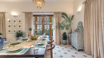 4 habitaciones y escritorio