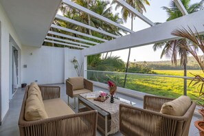 5 bedrooms