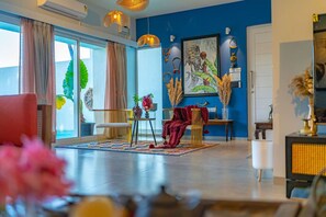 Villa | 5 bedrooms - Legacy by Hireavilla- Full Field View Villa w Pool (Siolim)