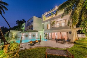 Biệt thự, hút thuốc | 5 phòng ngủ 