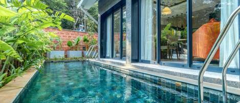 Villa, Smoking