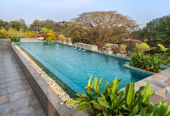 2 bedrooms - El Arbol by Hireavilla-2br w Rooftop Pool in Nerul (Nerul)