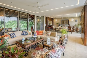 Villa | 4 bedrooms, desk - Elara by Hireavilla - 4BR w Infinity Pool Parra (Parra)