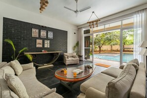 4 bedrooms - Villa Corsa by Hireavilla - Serene 4bhk Retreat With Private Pool in Mandrem (Ashvem)