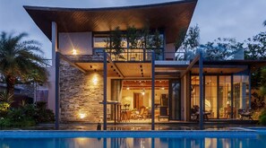 4 عدّة غرف نوم