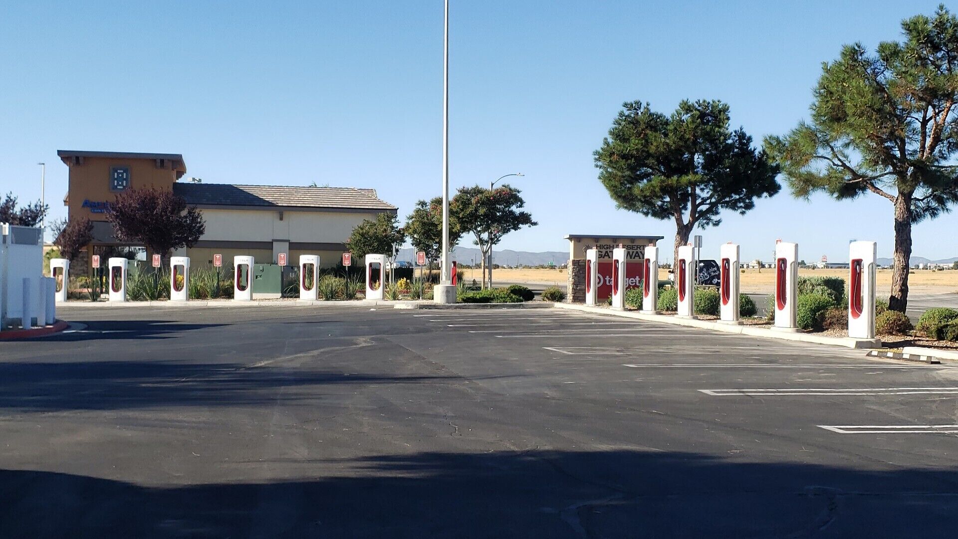 Punto de recarga de coches eléctricos