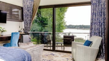 Premium Double or Twin Room, Lake View | 1 bedroom, premium bedding, memory foam beds, minibar