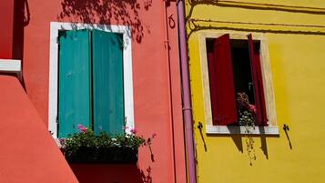 Biệt thự, 3 phòng ngủ, ban công | Chi tiết ngoại thất