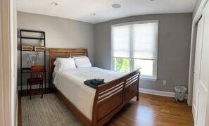 3 chambres, fer et planche à repasser, Wi-Fi, draps fournis