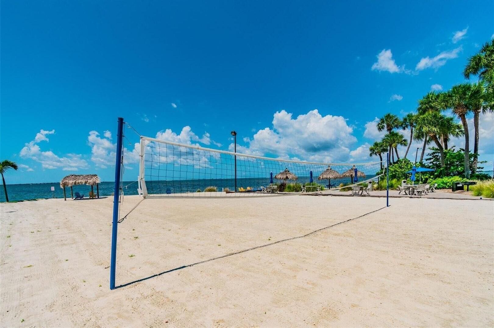 Family-Friendly 1BR Condo Near Clearwater Beach