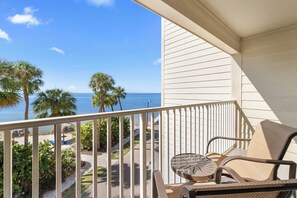 Property grounds - Bay View 1BR - Full Kitchen, Near Clearwater Beach (Tampa)