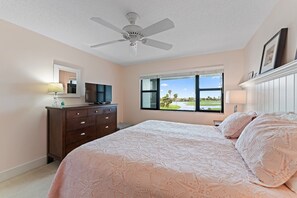 1 camera, ferro/asse da stiro, Wi-Fi, lenzuola