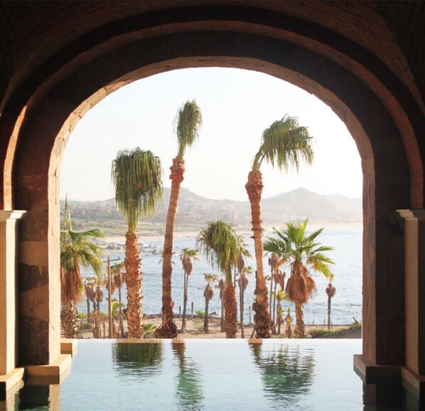 Pool - Luxurious 3 BDRM villa with private balcony overlooking beautiful Cabo San Lucas (Cabo San Lucas)