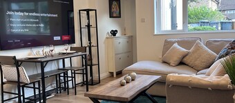 Cozy home with a garden walkable distance to the heart of Hertford  