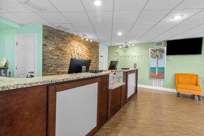 Lobby - 2BR/2BA Condo w/ Bay View, King & Queen Beds (Tampa)