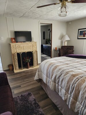 3 chambres, bureau, fer et planche Ă repasser, accĂšs au Wi-Fi (inclus)