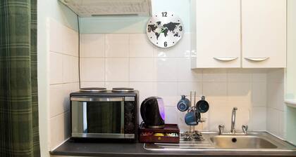 London Retreat - Cozy House in Springbank