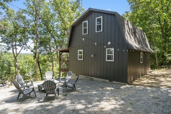 FIrepit area overlooking North Fork River