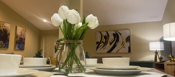 Family-Friendly 3BR Retreat · Free Parking · Quiet & Safe Area
