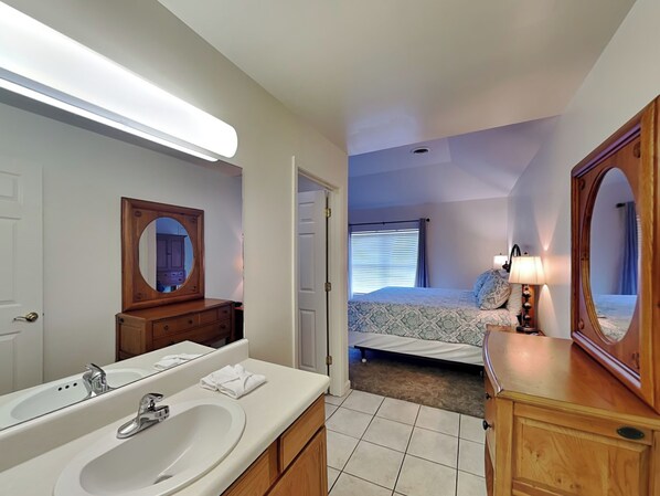 Condo (3 Bedrooms) | Comodidades da propriedade