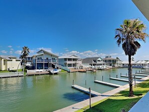 Condo (1 Bedroom) | Front of property