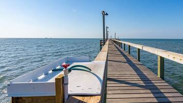 Condo (1 Bedroom) | Property amenity