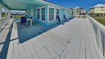 House (3 Bedrooms) | Property amenity