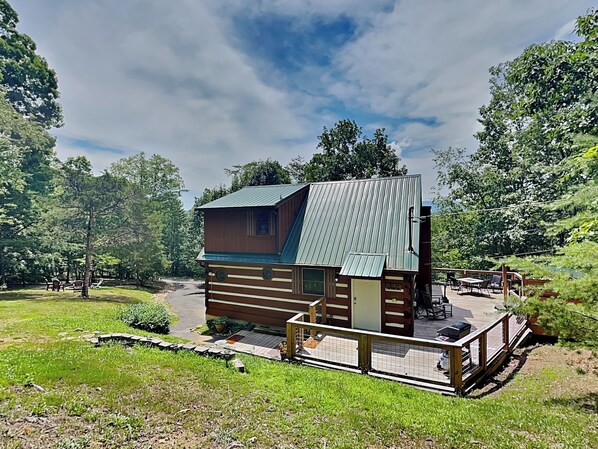 Exterior - Peaceful Ridge (Sevierville)