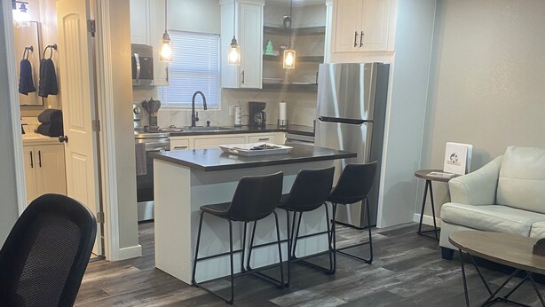 Family Suite, 1 Bedroom | Ruang tamu