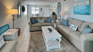 Leilighet (2 Bedrooms) | Diverse