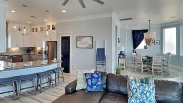 House (4 Bedrooms) | Property amenity