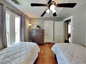 House (2 Bedrooms) | Miscellaneous - Sea Gem Turquoise by Ryson Vacation Rentals (Galveston)