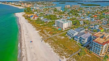 House (3 Bedrooms) | Property amenity