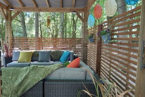 Cabin | Hiên