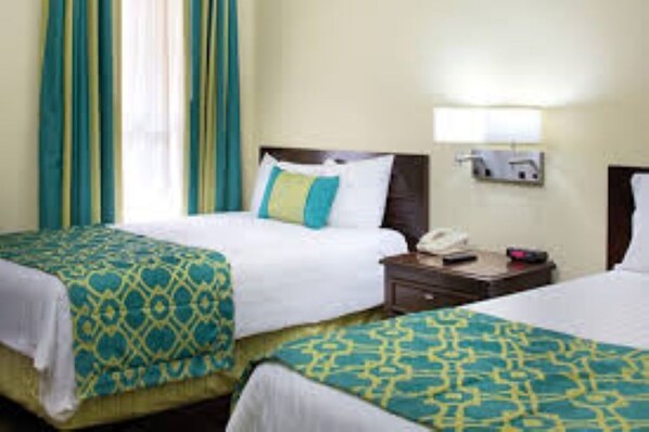 2 chambres, coffres-forts dans les chambres, Wi-Fi, draps fournis