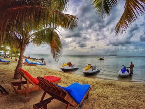 Plage, sable blanc, massages sur la plage