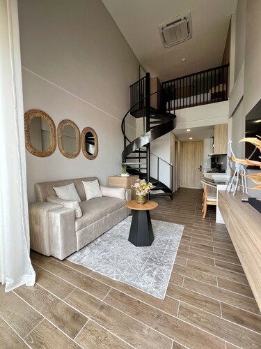 Beautiful LOFTbrand new apt in a central location in  delightful Cartagena